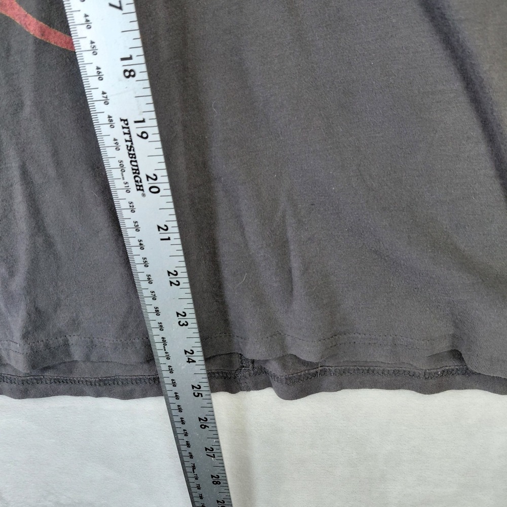 Abercrombie & Fitch Queen Band Crest Graphic T-Shirt Gray Mens Small S - Picture 5 of 7